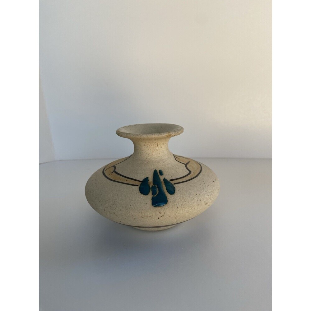 Vtg Signed Sand Pottery Bud Vase 4.5w 3.5h Butte Mesas Pueblo Enameled